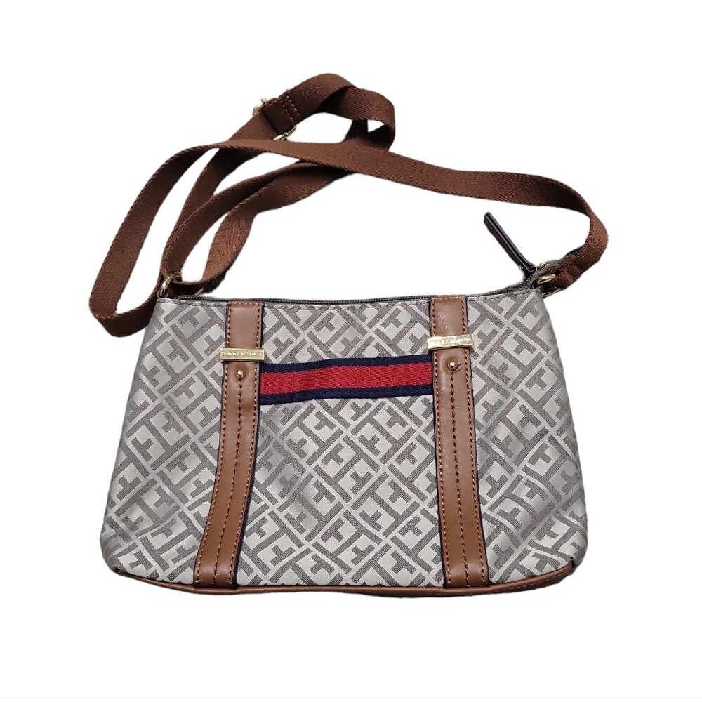 EUC Tommy Hilfiger Women's signature crossbody Bag
